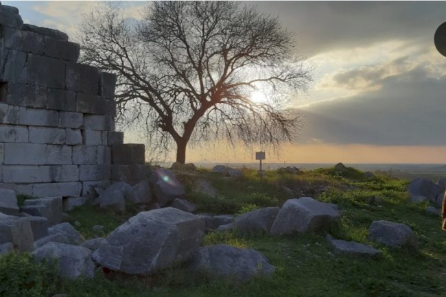 Zamanın İzinde 